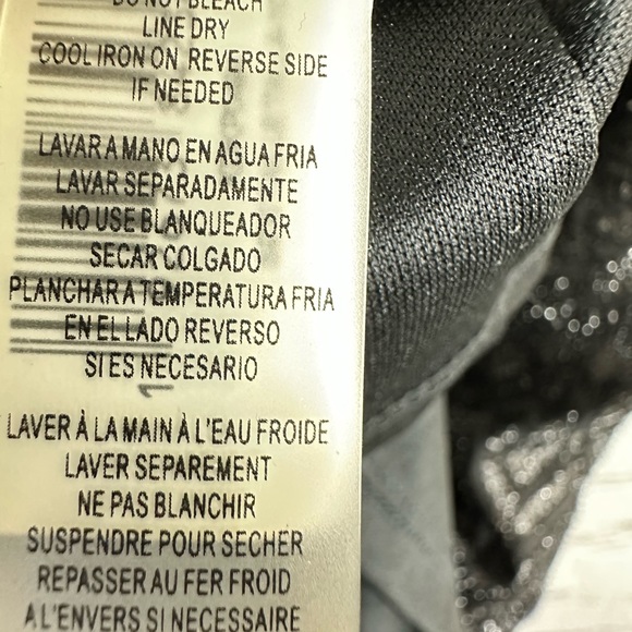 KENSIE RUFFLE SHIMMERY BLACK DRESS SIZE(10) - Picture 16 of 17